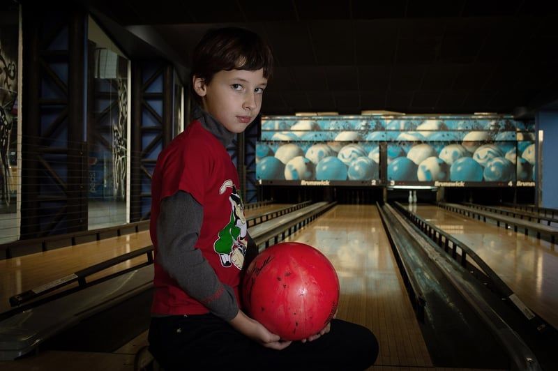 Bowling en famille : astuces 2026 pour une sortie réussie avec les enfants